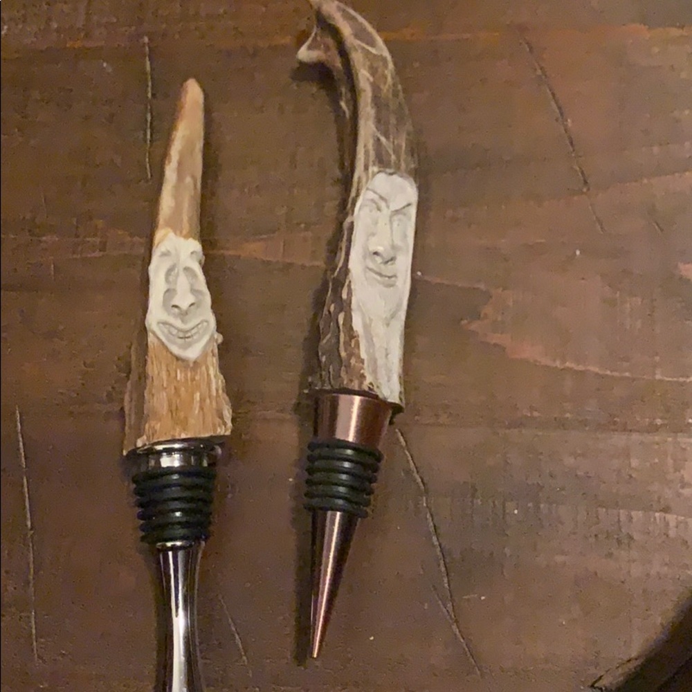 Handmade in USA antler carved bottle stopper